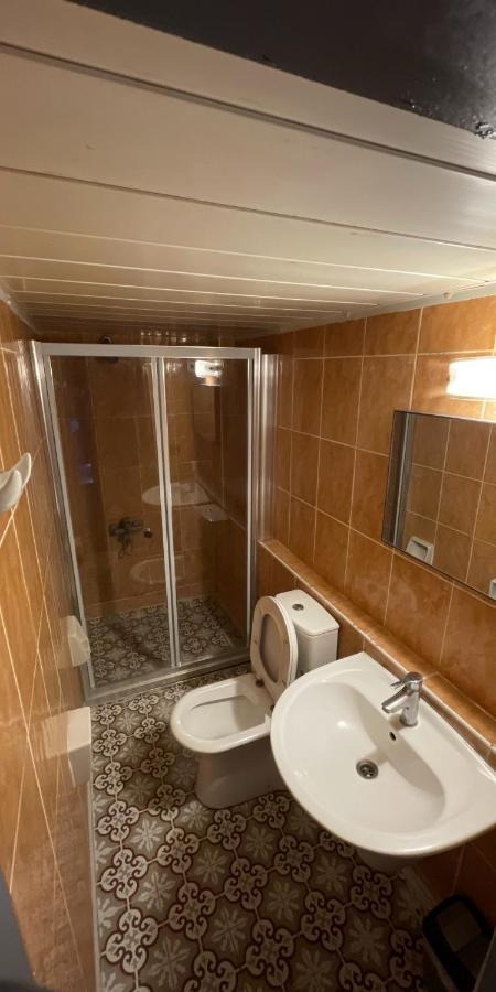 Lider Hotel Истанбул Екстериор снимка